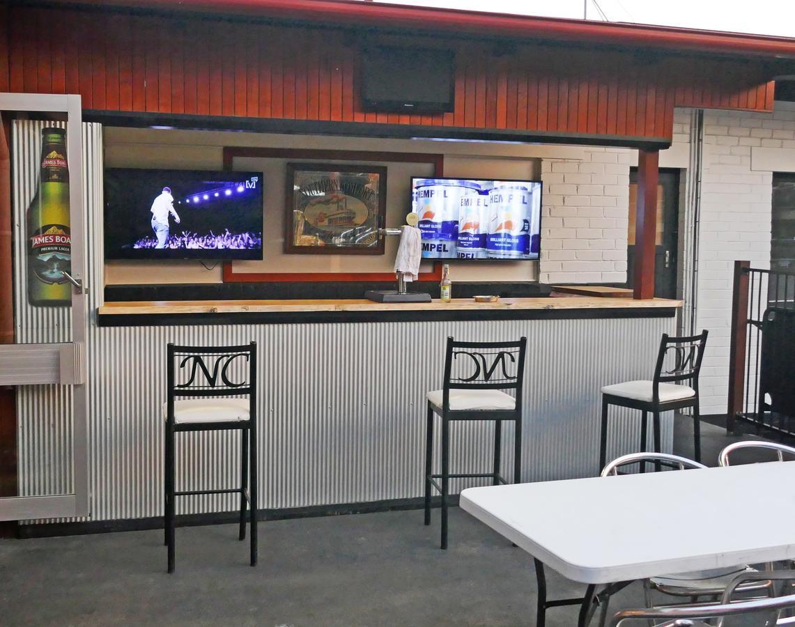 Okeefes Hotel Backpackers Лонсестон Екстер'єр фото